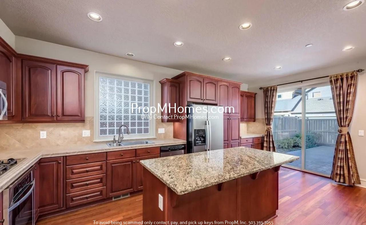 Gorgeous Three Bedroom Home in Villebois! property image