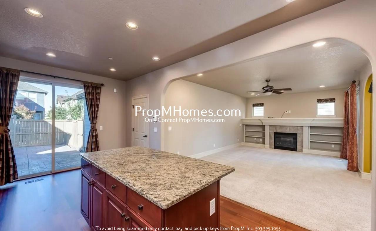 Gorgeous Three Bedroom Home in Villebois! property image