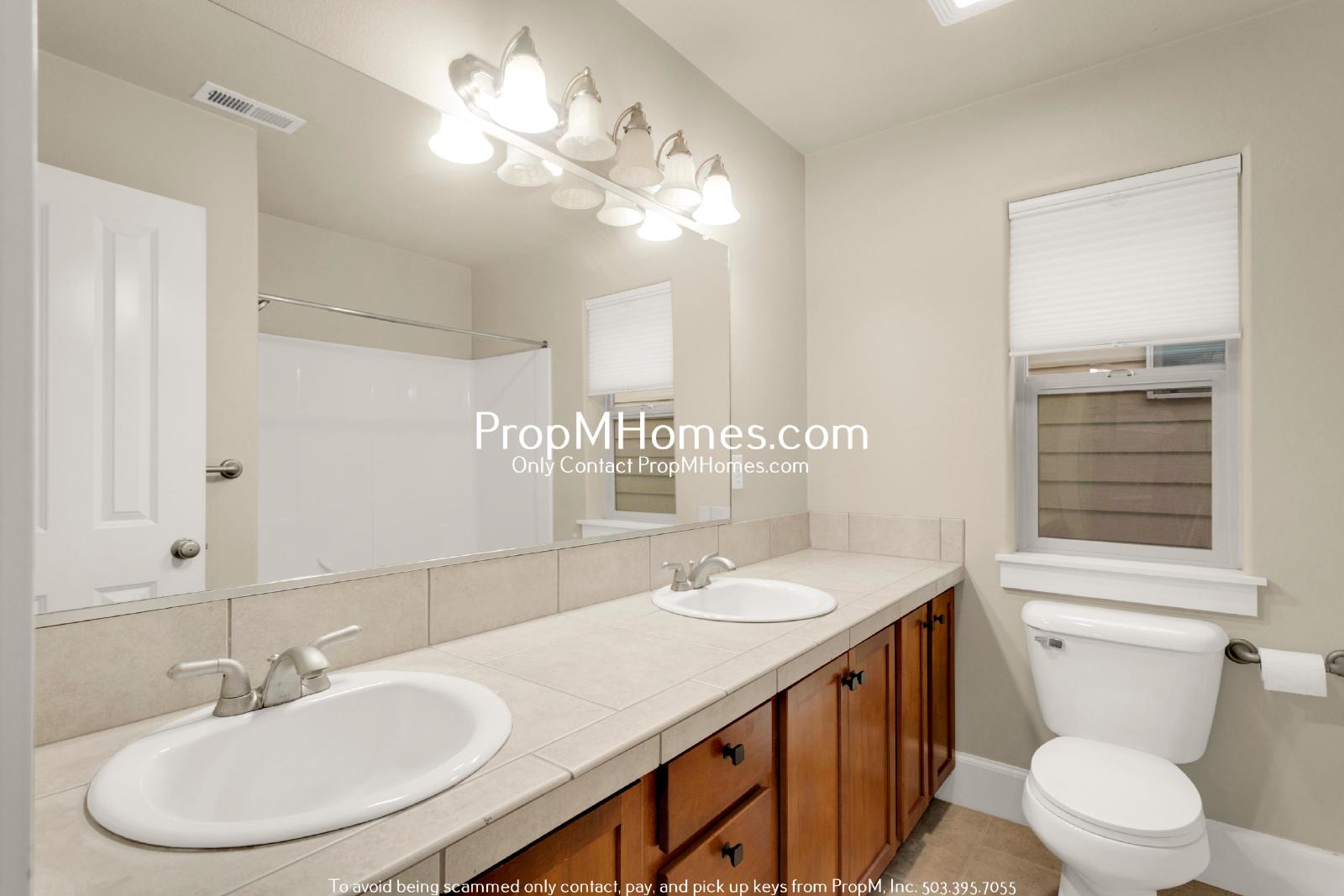 Updated Three Bedroom Gem in Bethany! property image