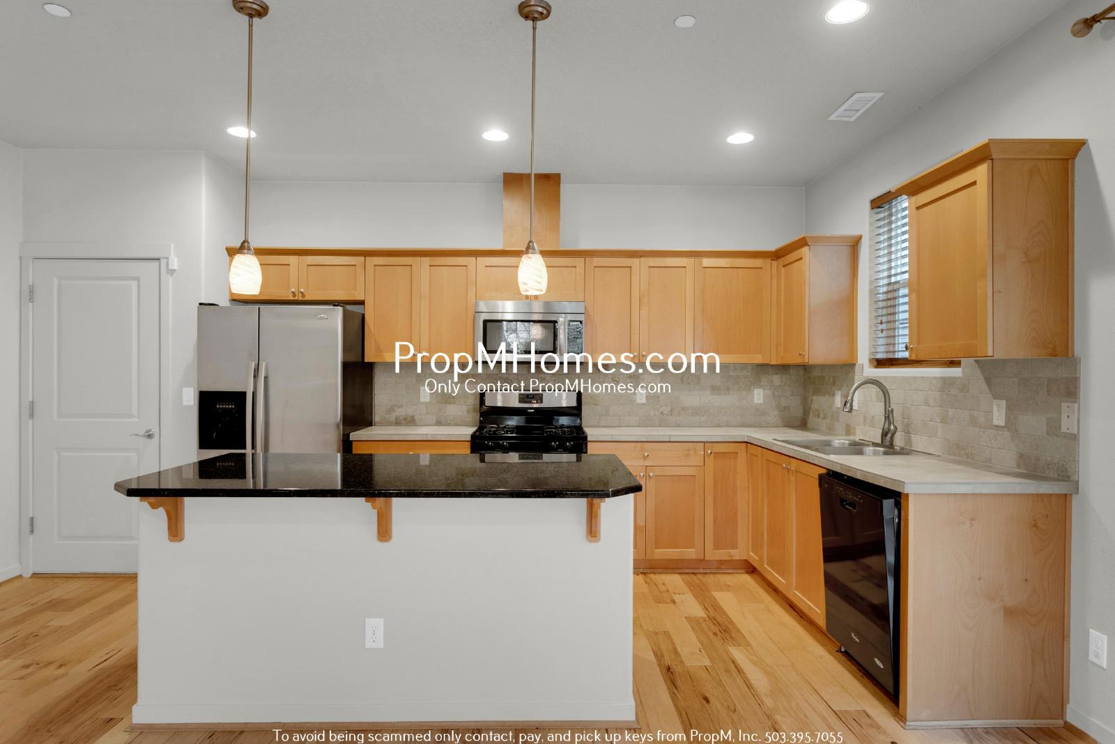 Stunning Three Bedroom Home in Villebois - $250 Gift Card Upon January Move-in! property image