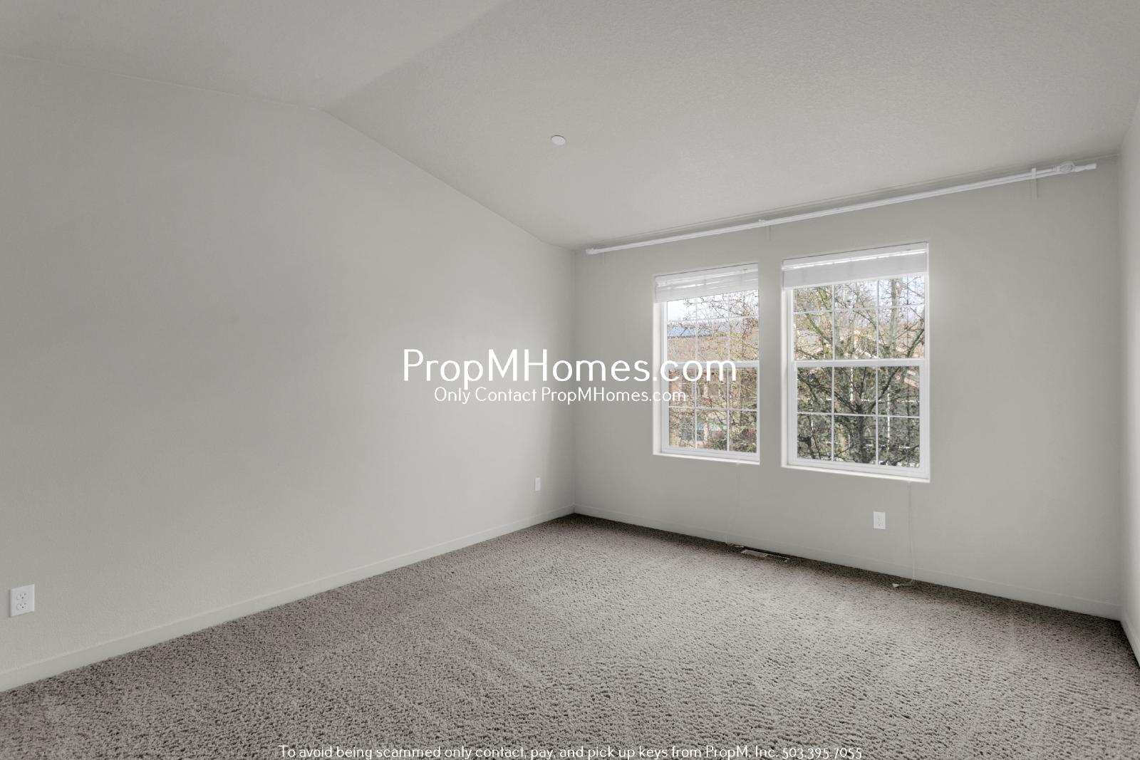 Stunning Three Bedroom Home in Villebois - $250 Gift Card Upon January Move-in! property image