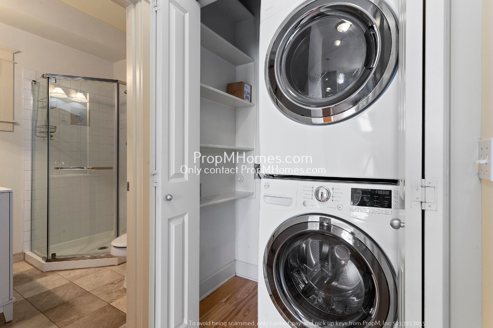 Two-Bedroom End Unit Condo in Goose Hollow! FREE PET RENT & DEPOSIT SPECIAL property image