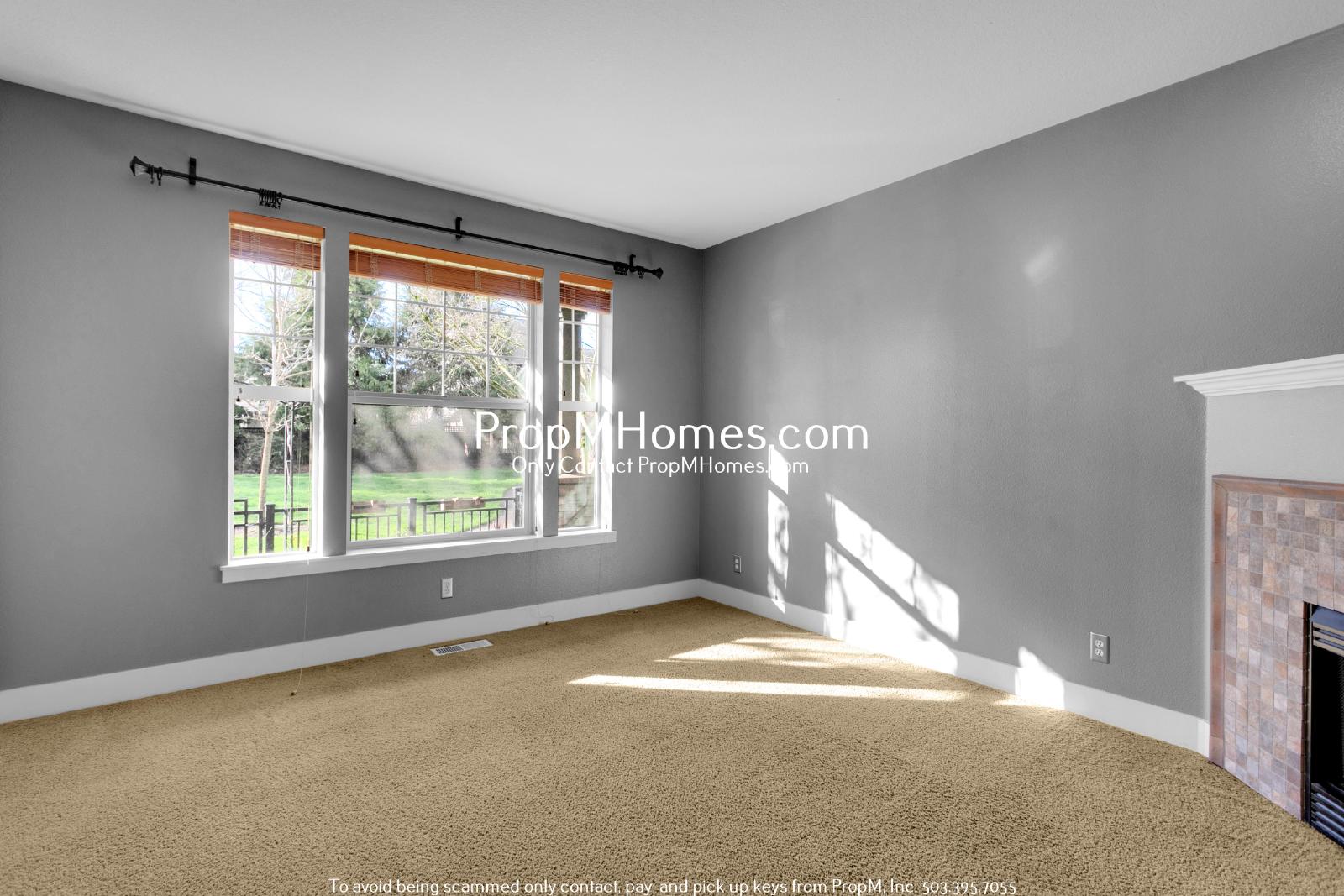 Cozy Two Bedroom Townhome in the Heart of Villebois - Newly Painted Interior! property image