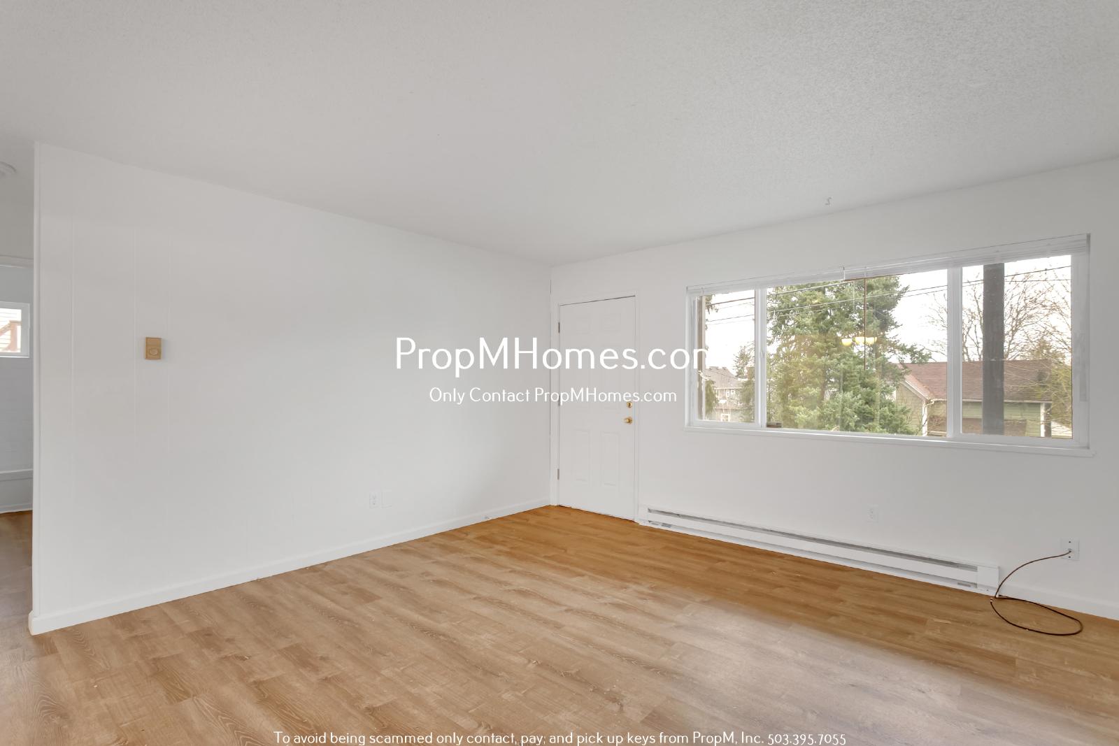 Updated Two Bedroom First Floor Unit in the Heart of Oregon City property image