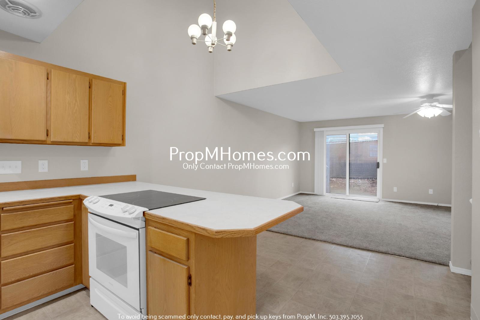 Three Bedroom Gem in Jennings Lodge - Garage Included! property image