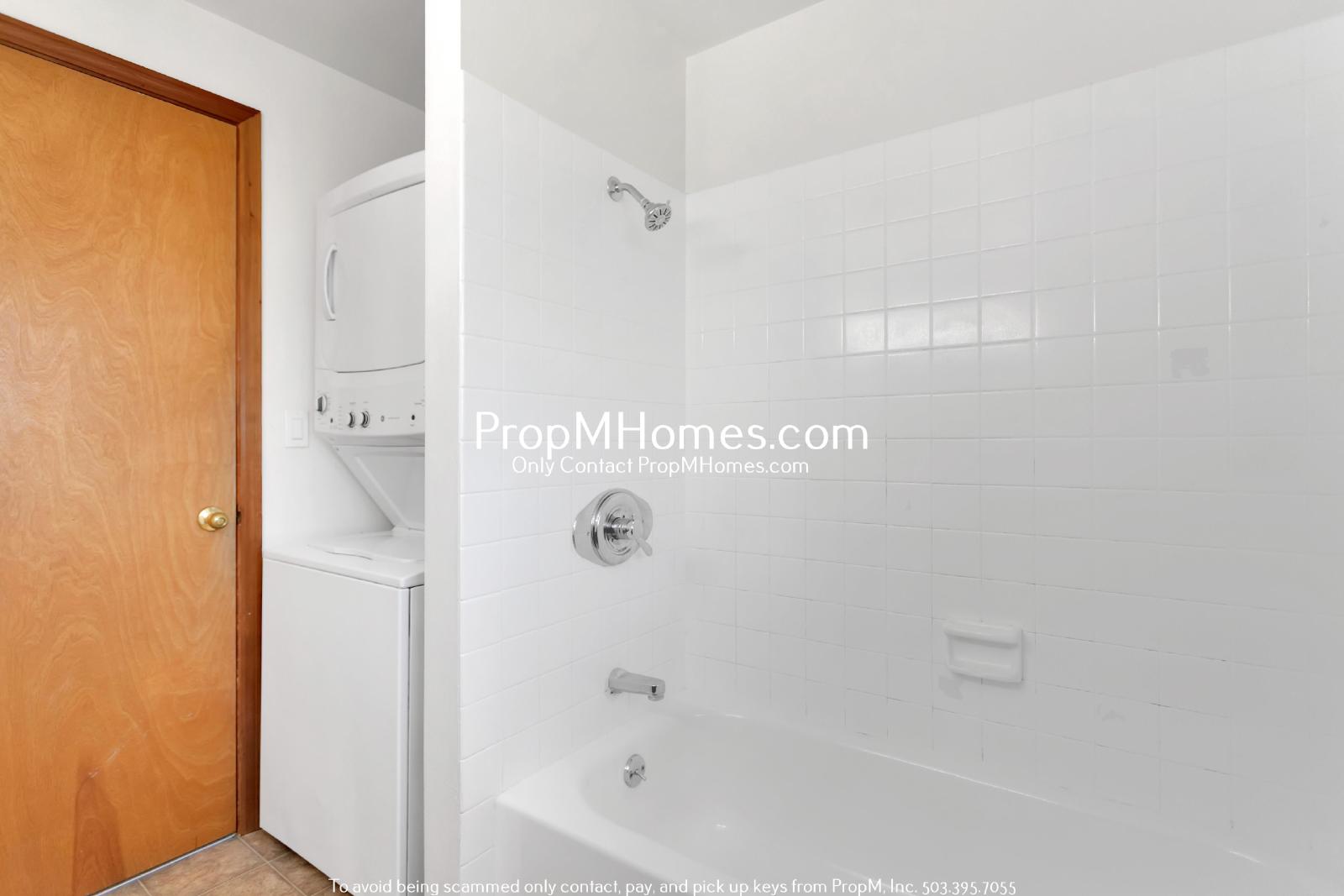 Spacious Two Bedroom Duplex in North Gresham! property image