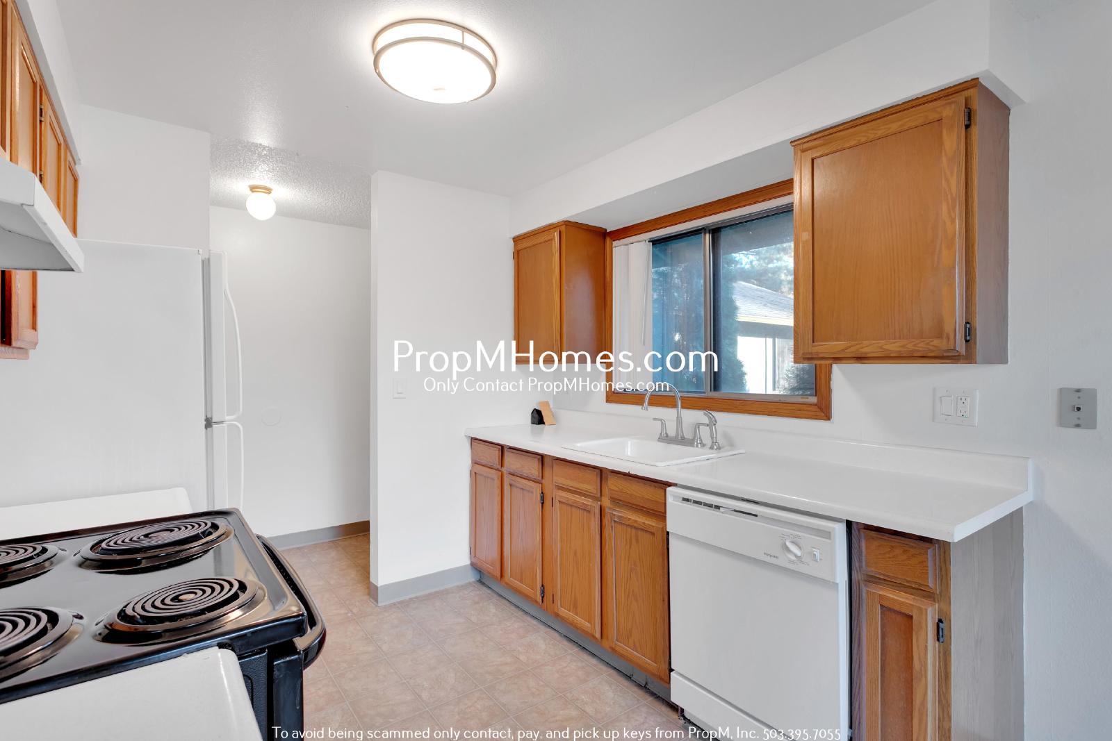 Spacious Two Bedroom Duplex in North Gresham! property image