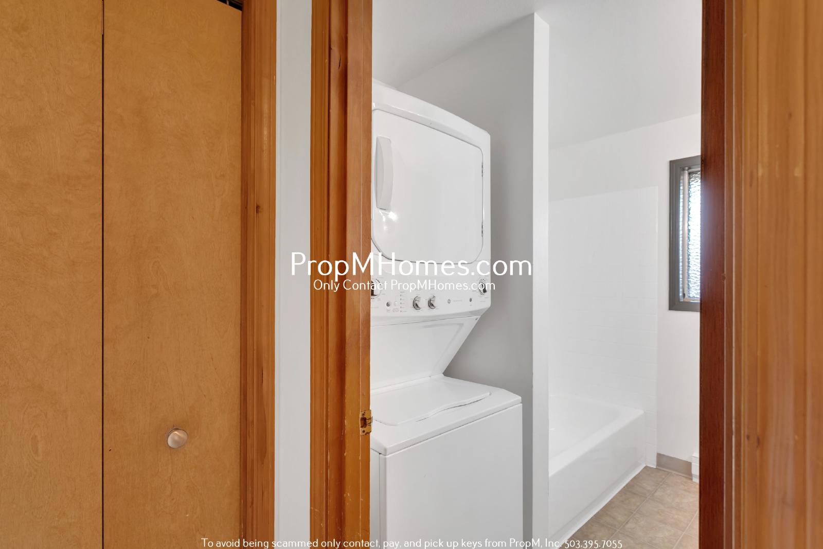 Spacious Two Bedroom Duplex in North Gresham! property image