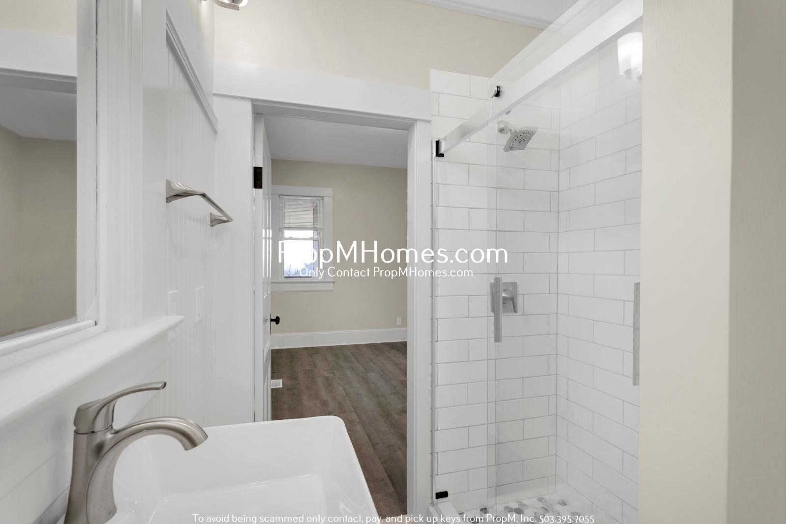 Updated Lair Hill Victorian with Willamette River & Mt Hood Views! property image