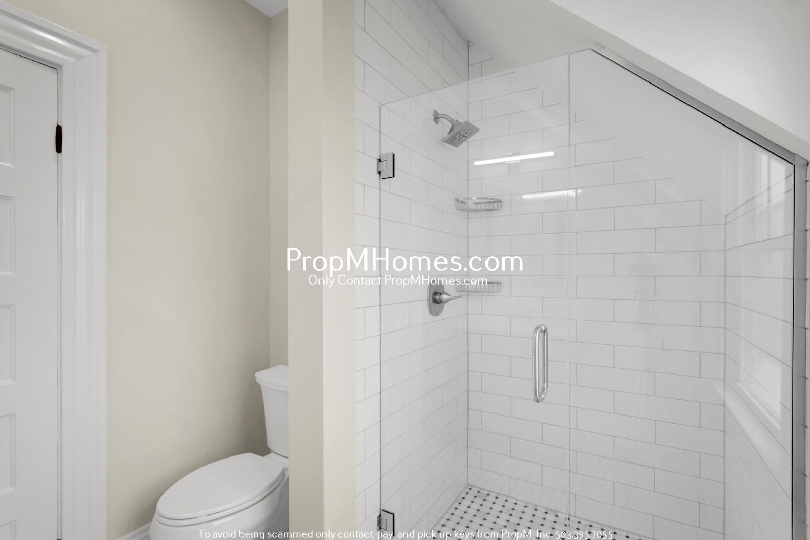 Updated Lair Hill Victorian with Willamette River & Mt Hood Views! property image