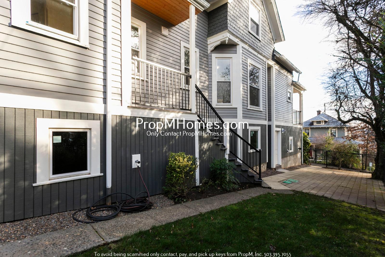 Updated Lair Hill Victorian with Willamette River & Mt Hood Views! property image