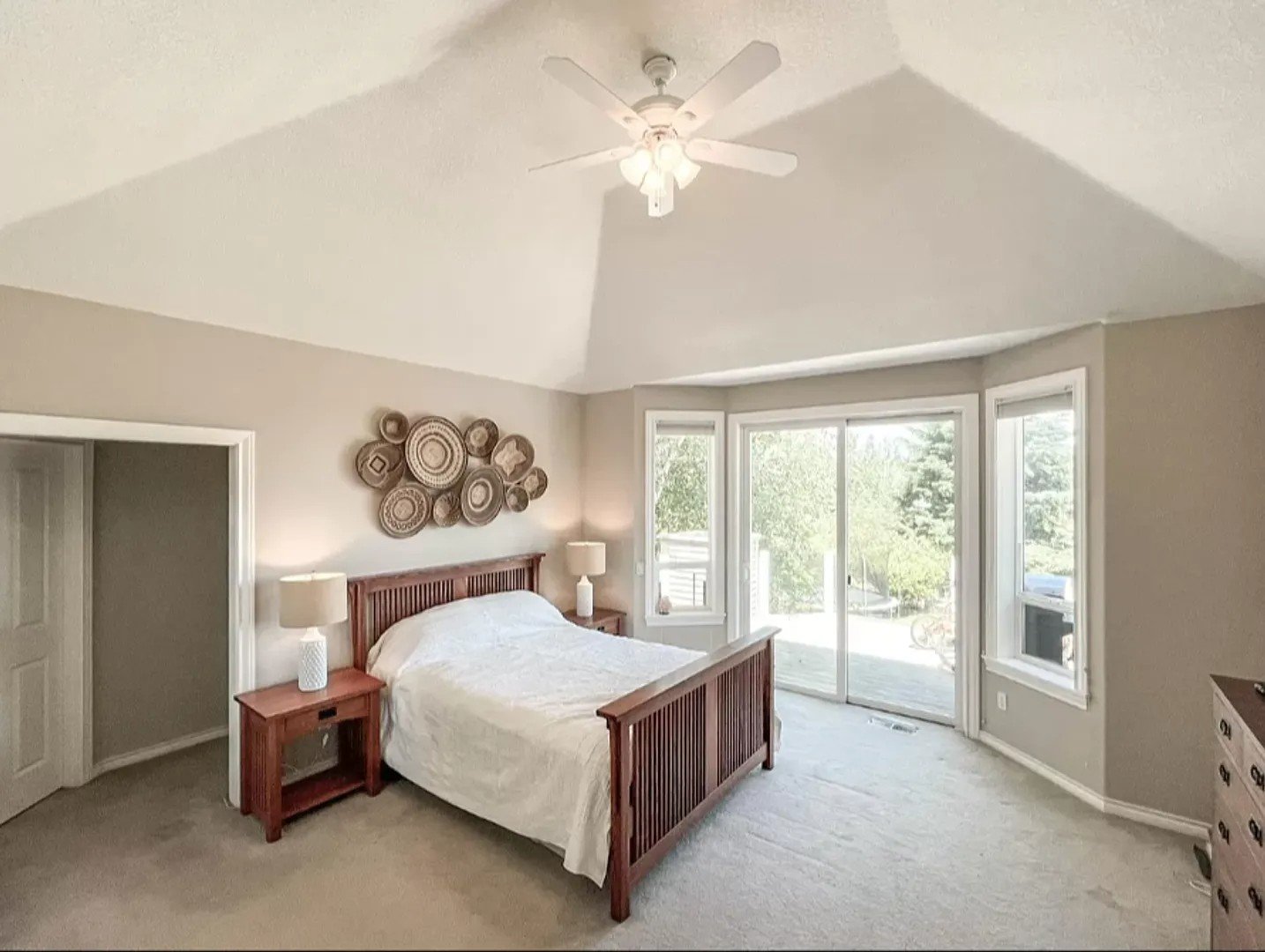 Luxury Four Bedroom Home in West Linn w/ Stunning Views! property image