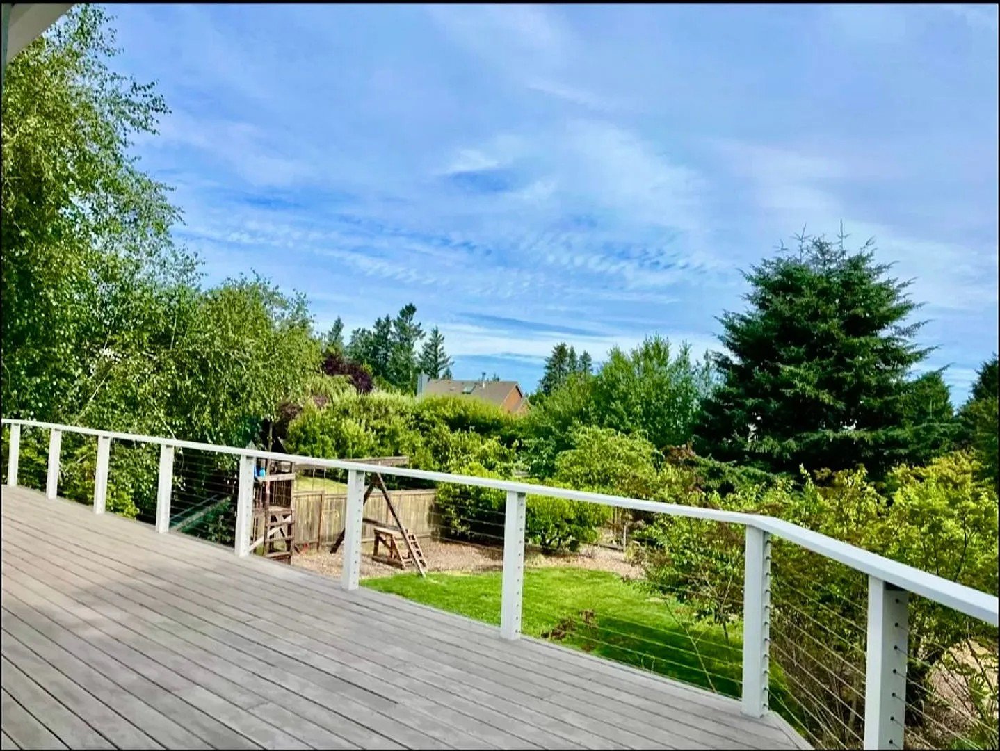 Luxury Four Bedroom Home in West Linn w/ Stunning Views! property image