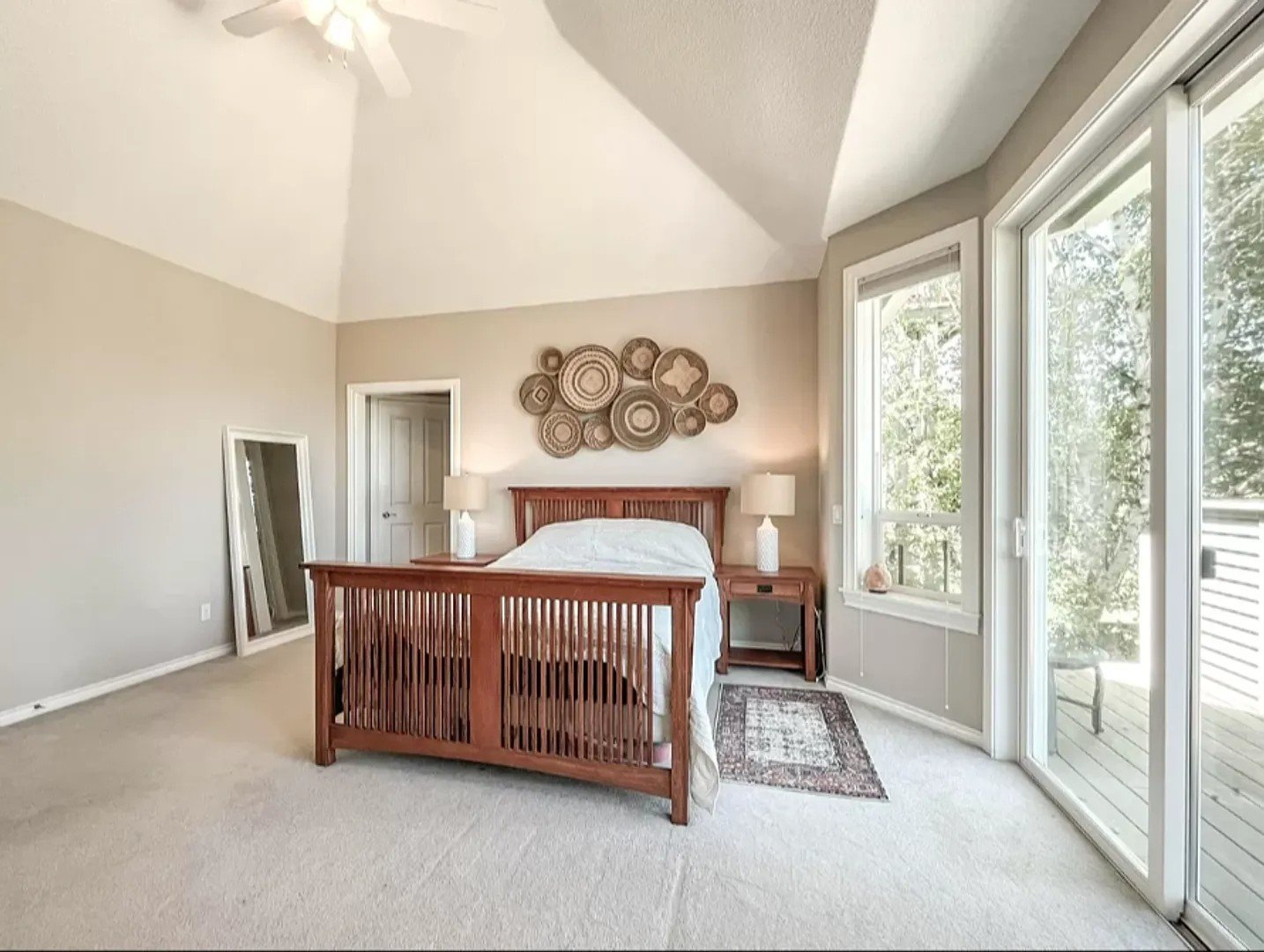 Luxury Four Bedroom Home in West Linn w/ Stunning Views! property image