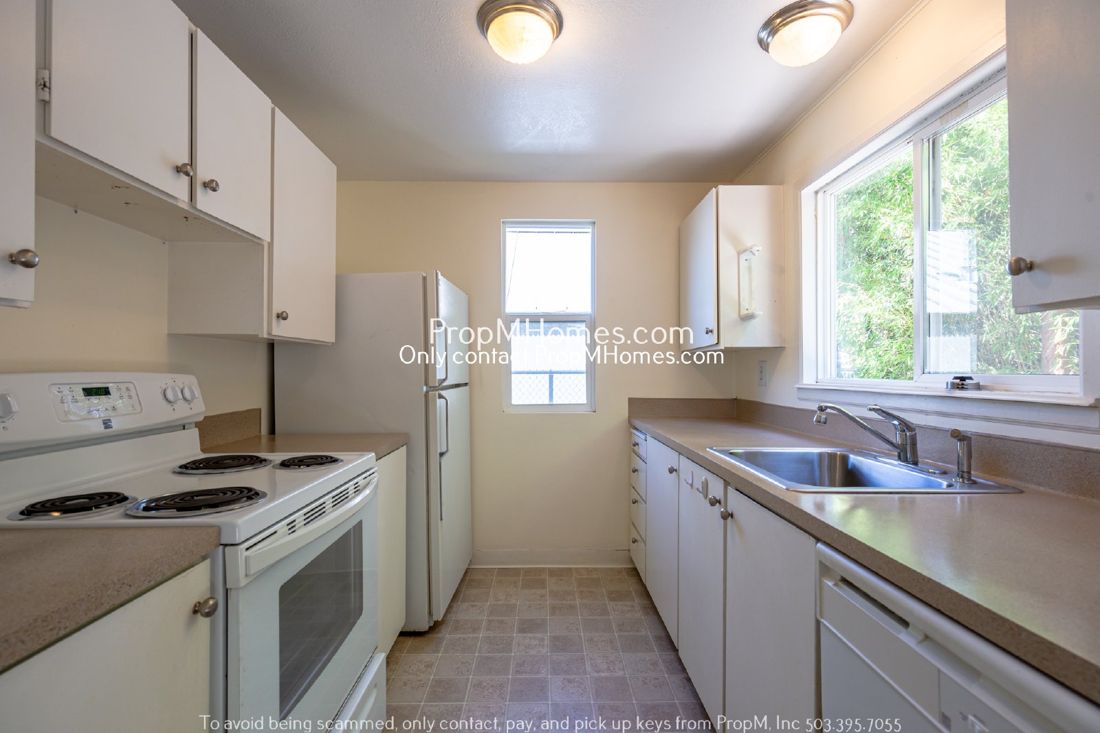 Ground Level Two Bedroom in Multnomah Village! property image