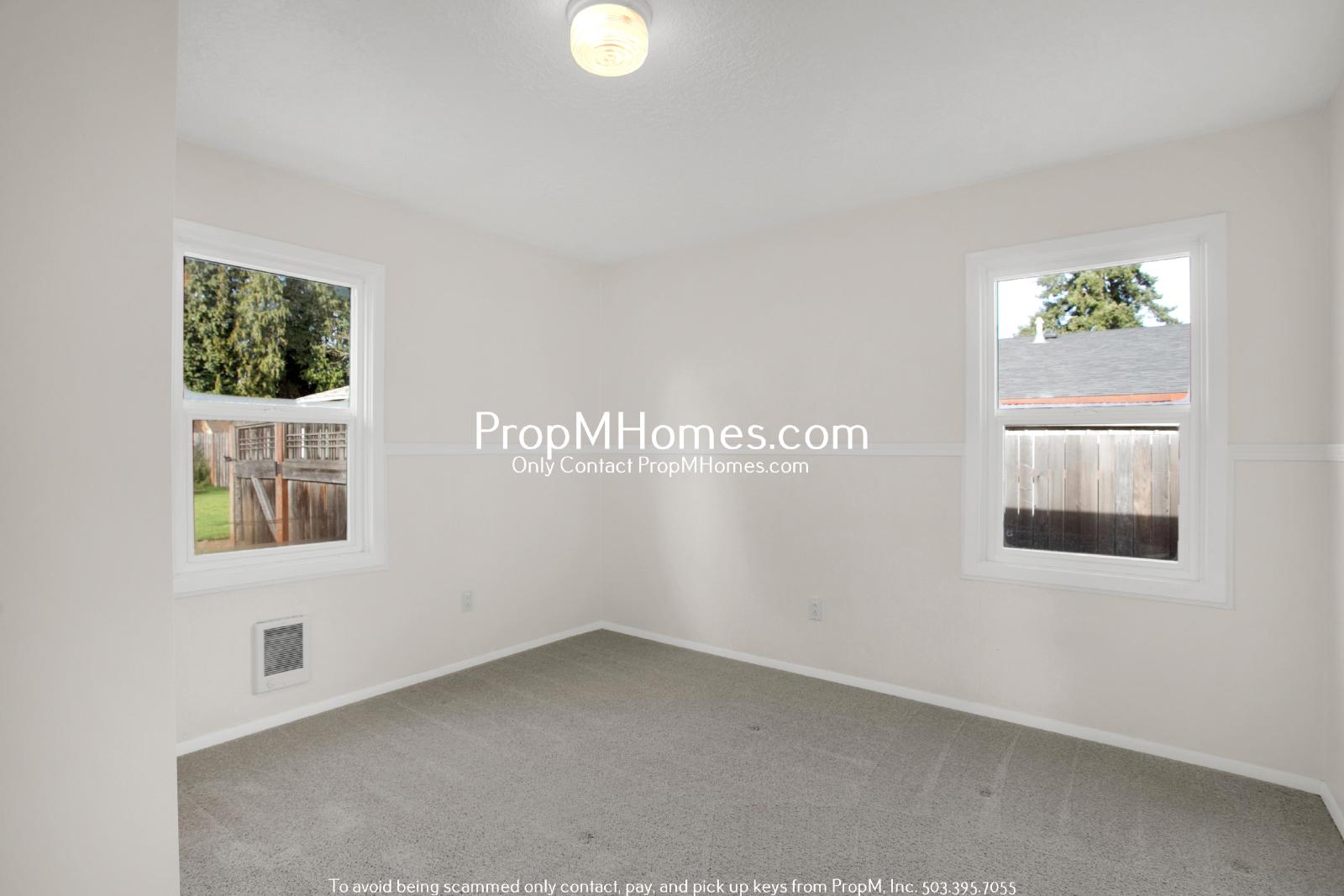 Cozy Two Bedroom Home in Willamette on a Massive Lot! property image