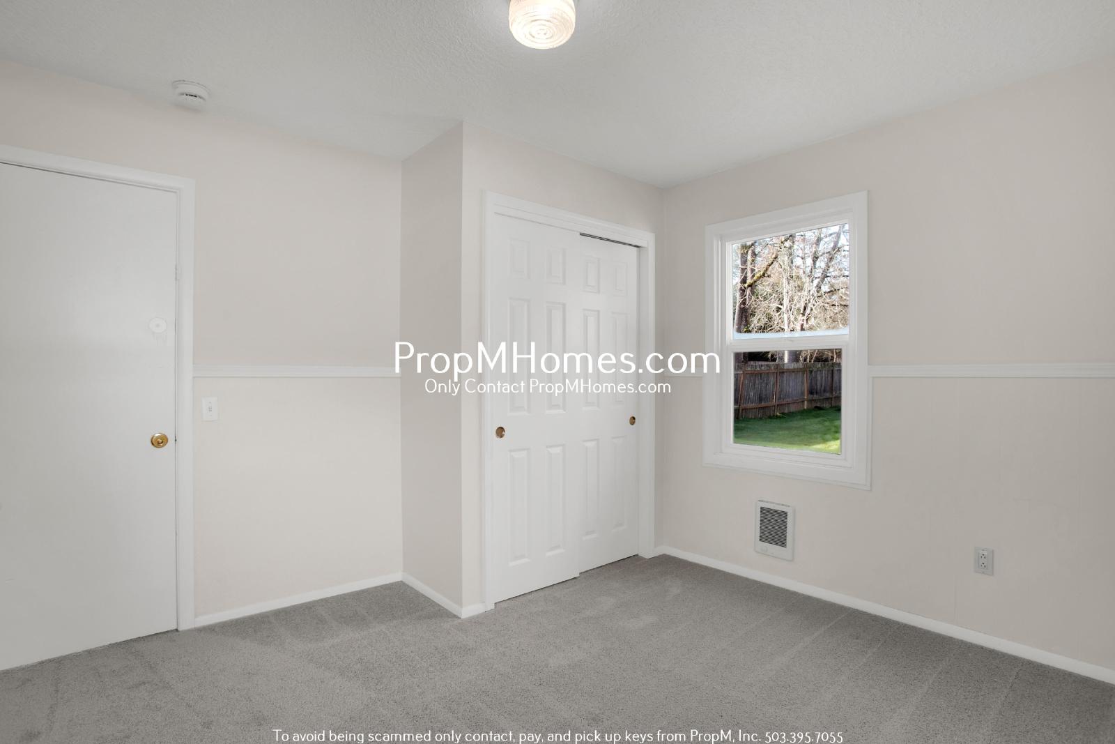 Cozy Two Bedroom Home in Willamette on a Massive Lot! property image