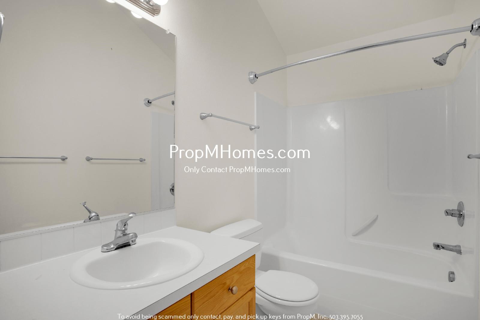 Cozy Three Bedroom Home in SE - New Photos! property image