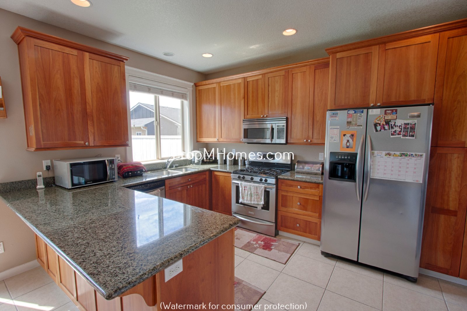 Beautiful Five Bedroom Craftsman Style Home in Molalla! property image