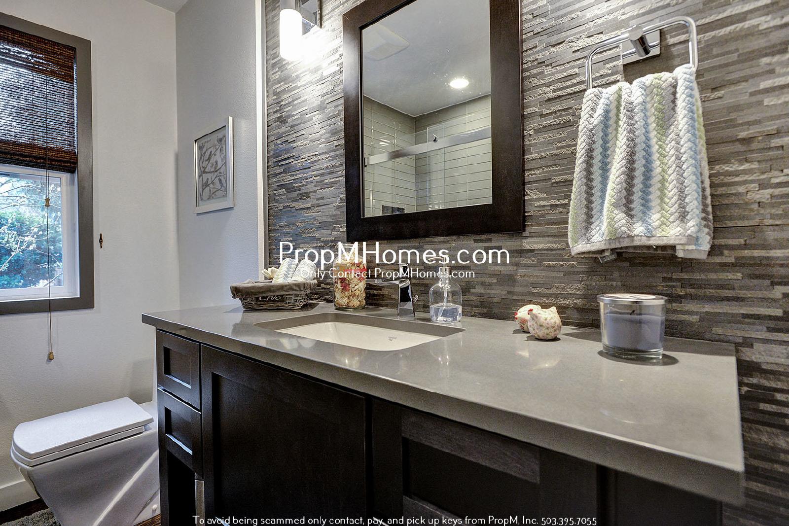 Charming Updated First Addition Cottage! property image