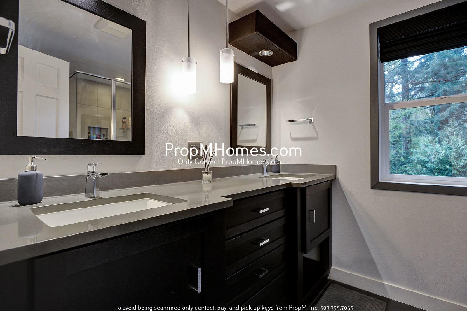 Charming Updated First Addition Cottage! property image