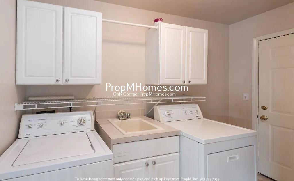 Cozy One Level Three Bedroom Home in Sherwood! property image