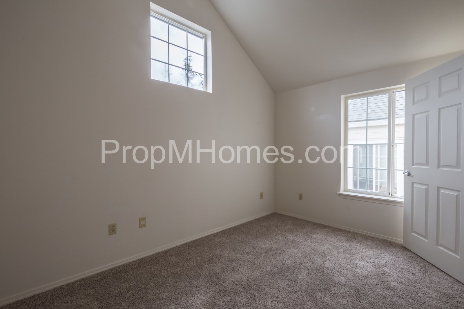 Courtyards at Springville - Upper Level Two Bedroom Condo! property image