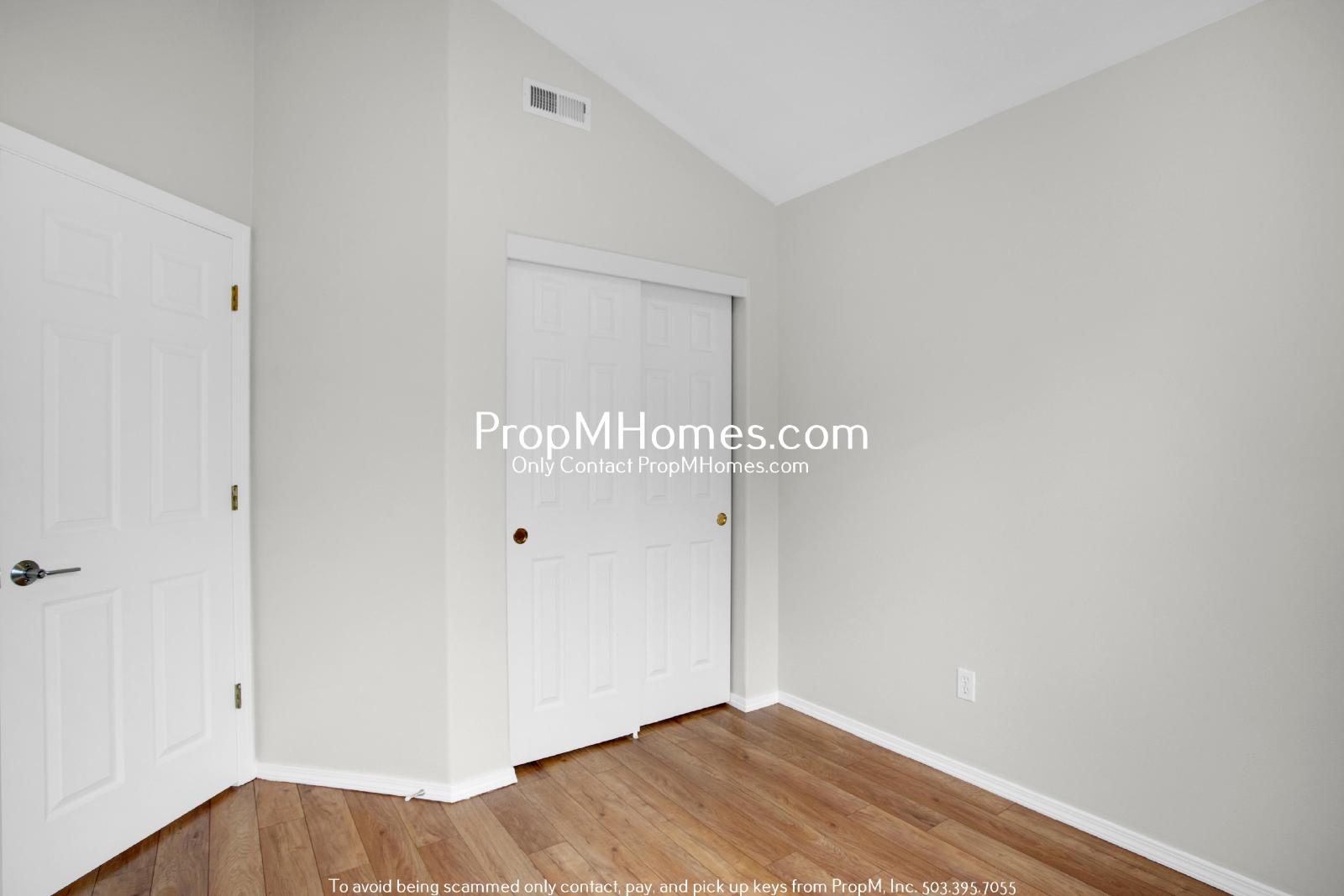 Updated Three Bedroom Townhome Near Nike & Intel! property image