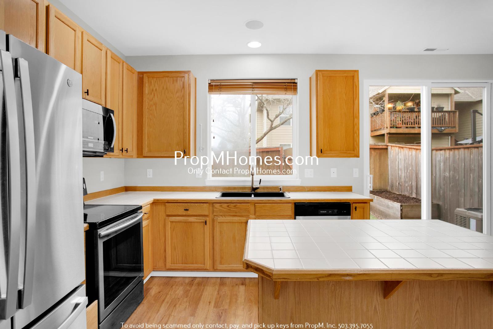 Updated Three Bedroom Townhome Near Nike & Intel! property image