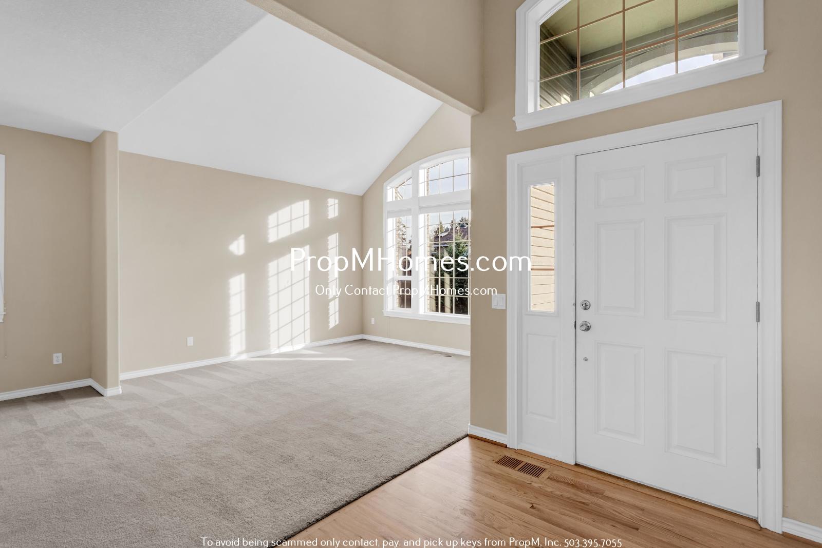 Luxury Four Bedroom Home in West Linn w/ Stunning Views! DEPOSIT SPECIAL property image