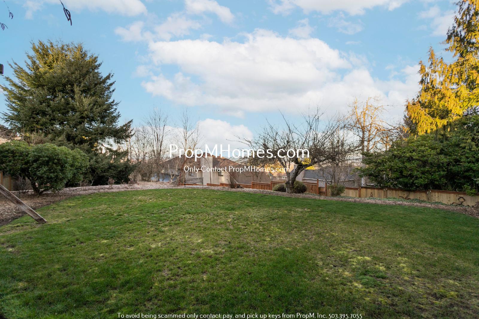 Luxury Four Bedroom Home in West Linn w/ Stunning Views! DEPOSIT SPECIAL property image