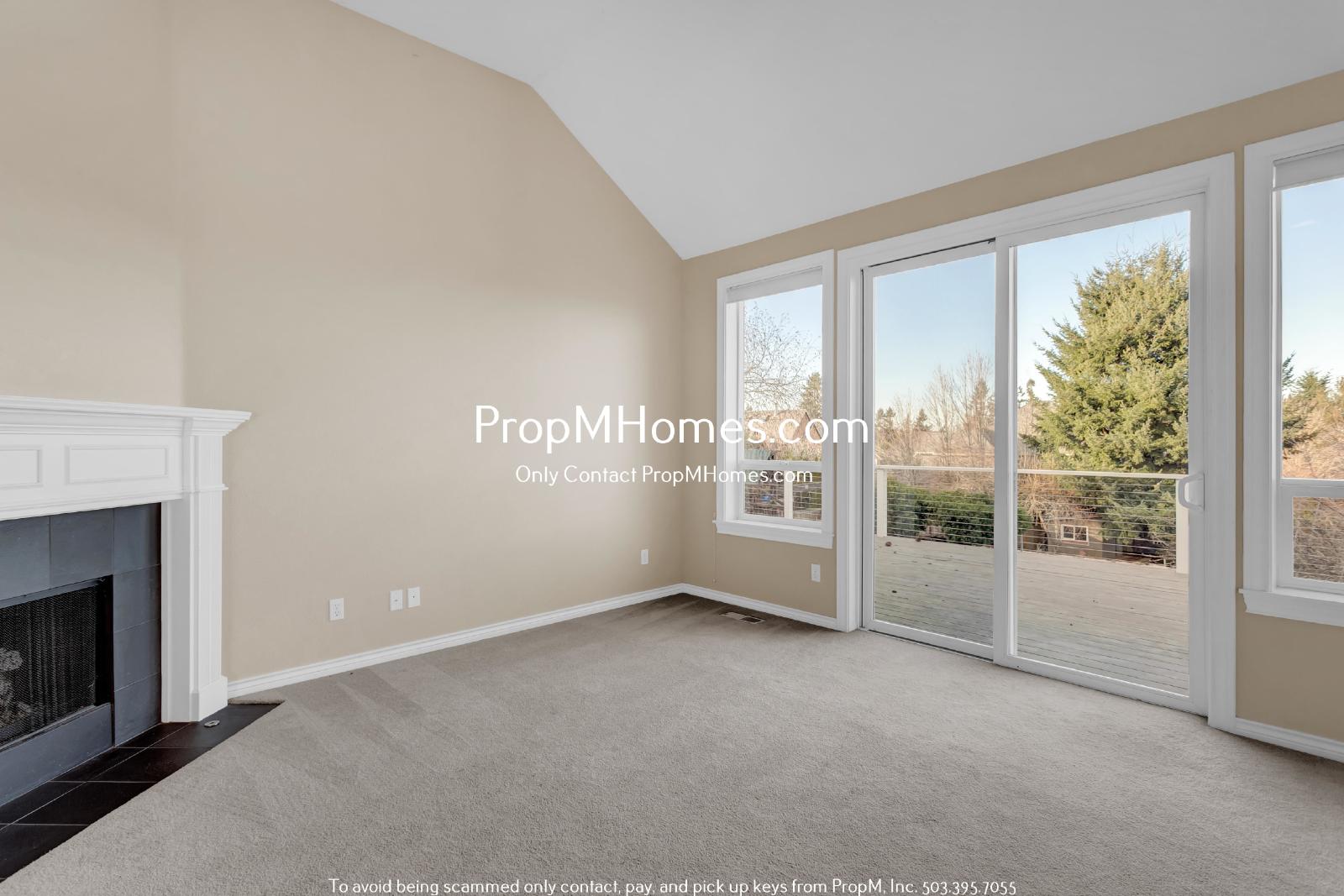 Luxury Four Bedroom Home in West Linn w/ Stunning Views! DEPOSIT SPECIAL property image