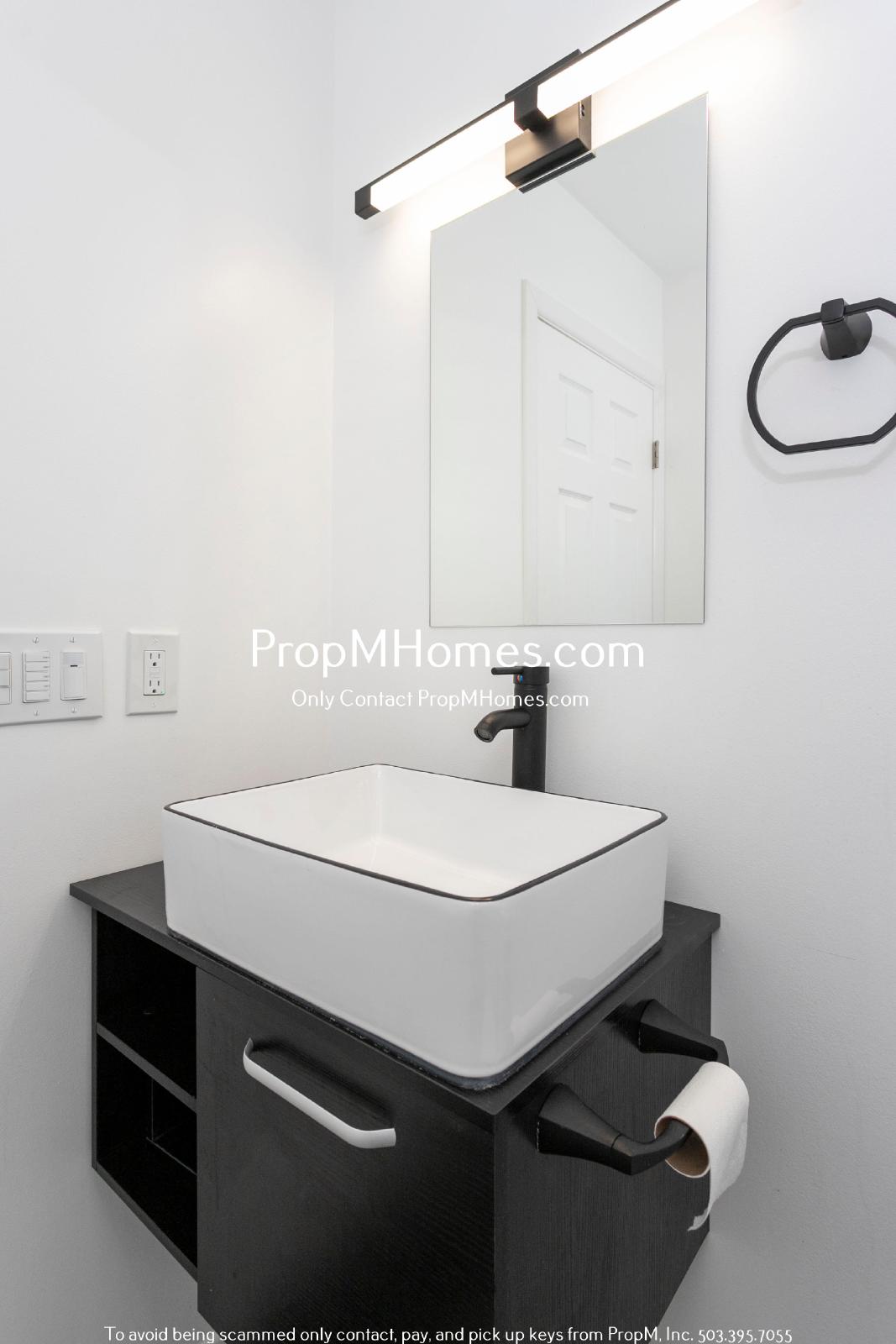 Fully Updated Three Bedroom Home in SE! property image