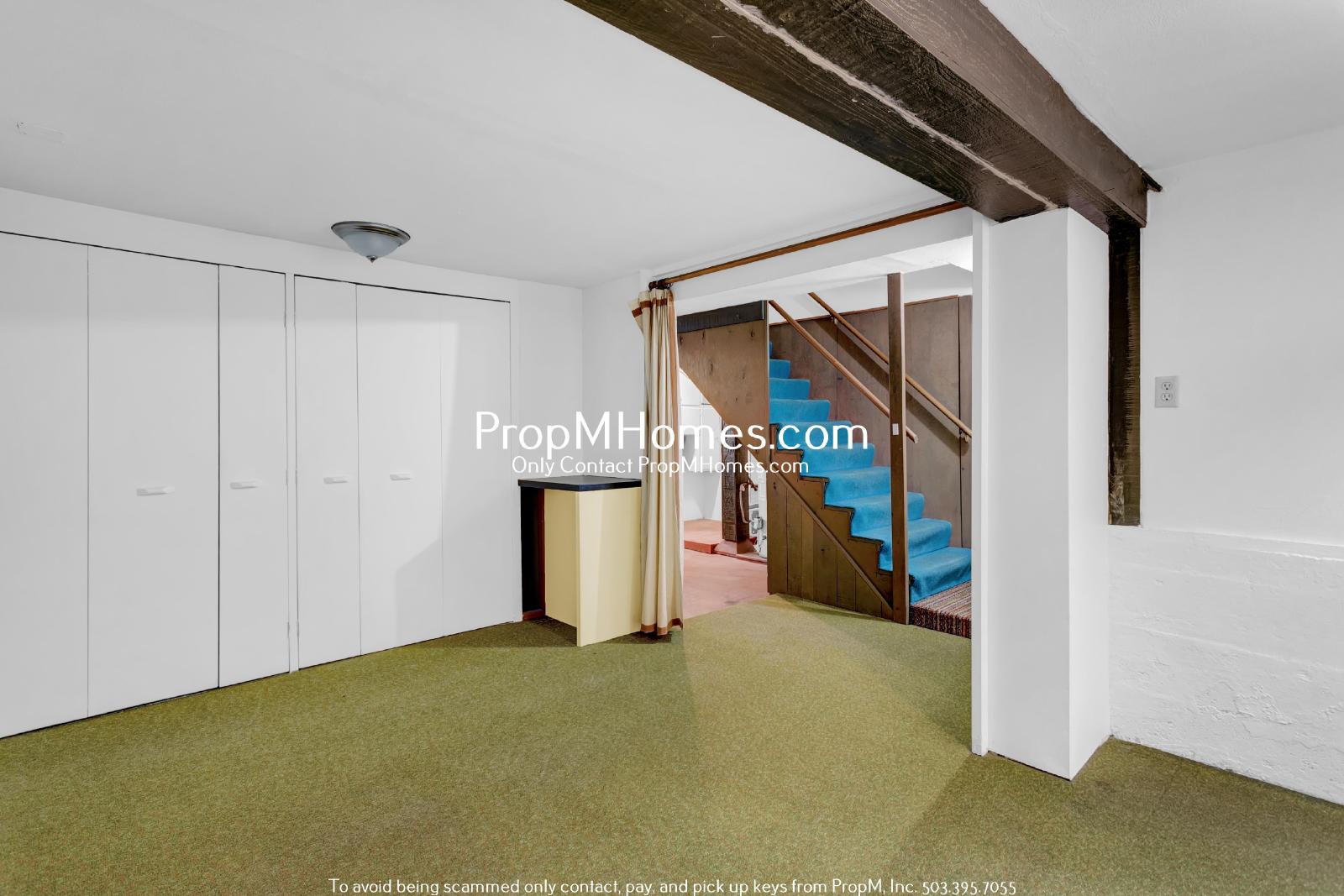 Rare Three Bedroom Gem in SW Portland! property image