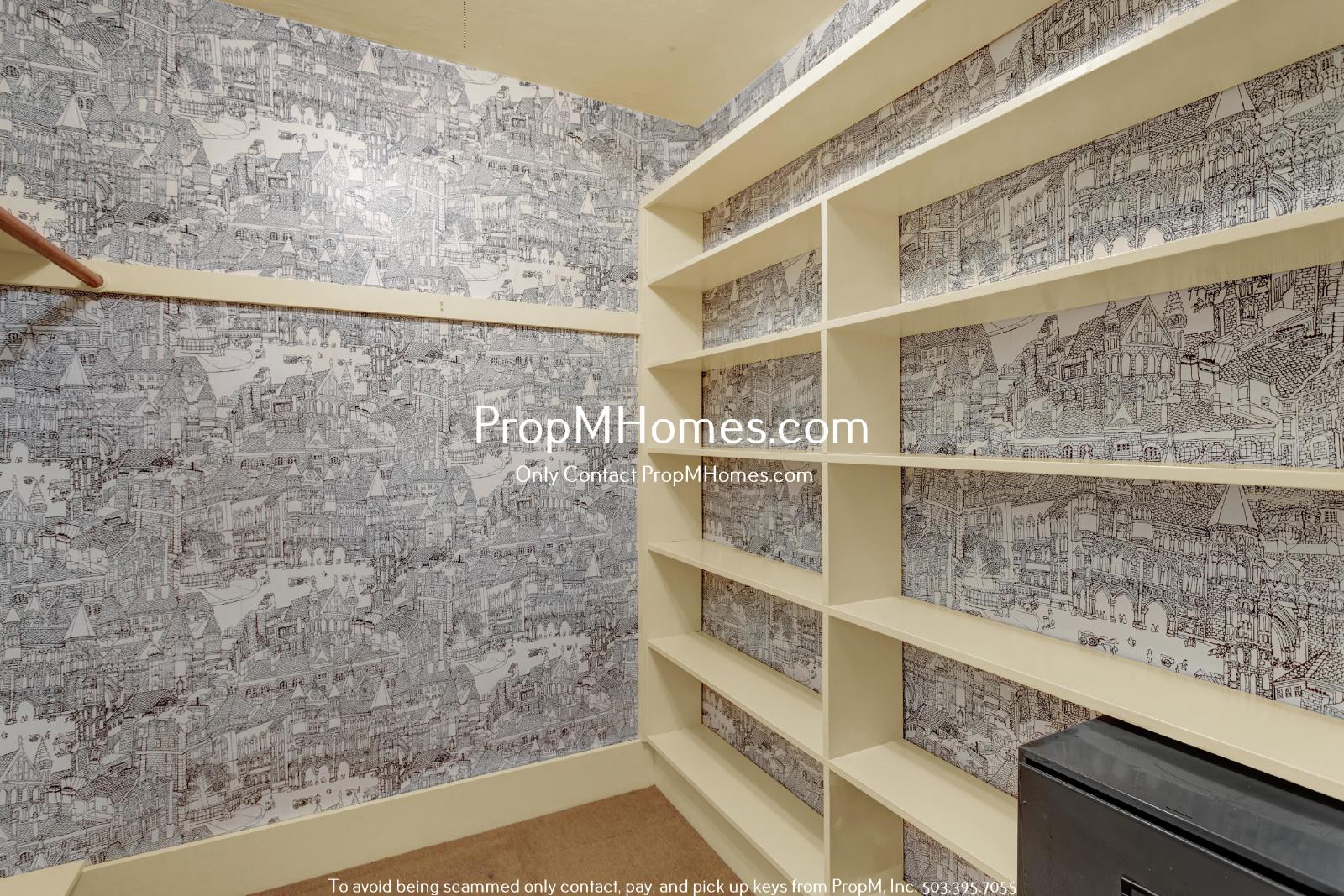 Rare Three Bedroom Gem in SW Portland! property image