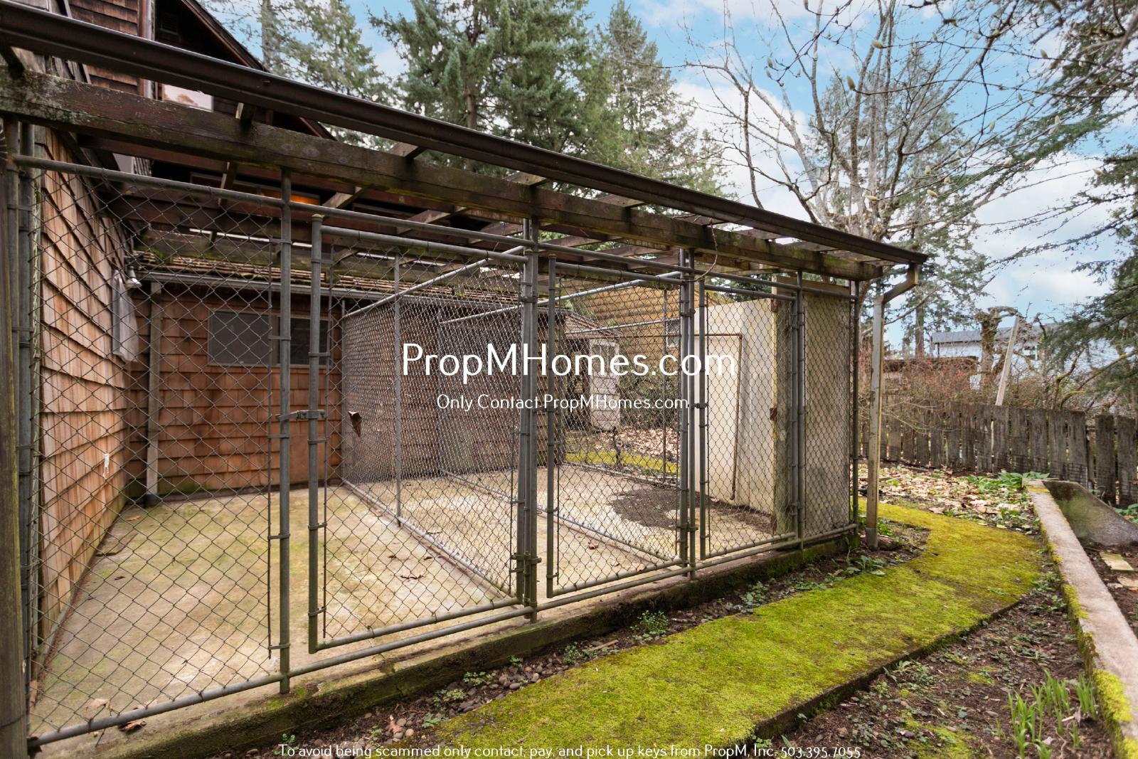 Rare Three Bedroom Gem in SW Portland! property image