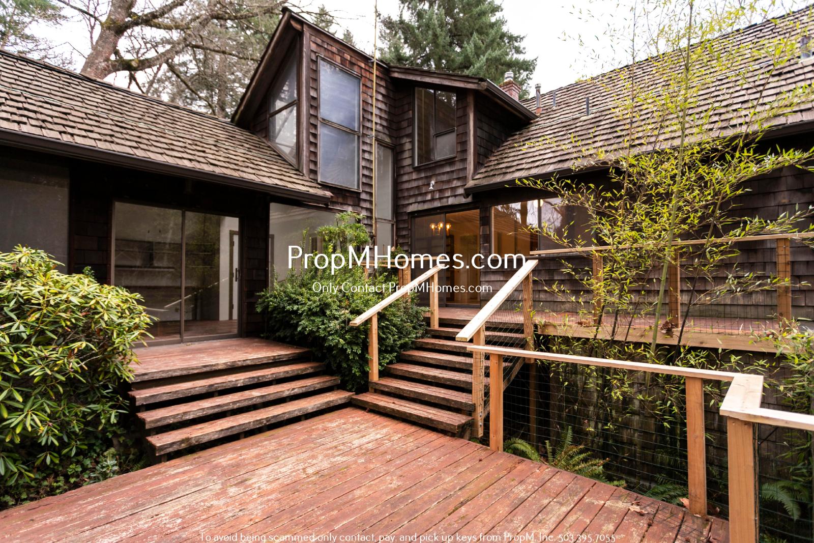 Rare Three Bedroom Gem in SW Portland! property image