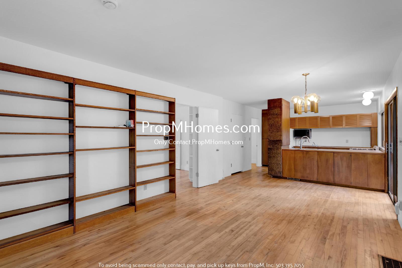 Rare Three Bedroom Gem in SW Portland! property image
