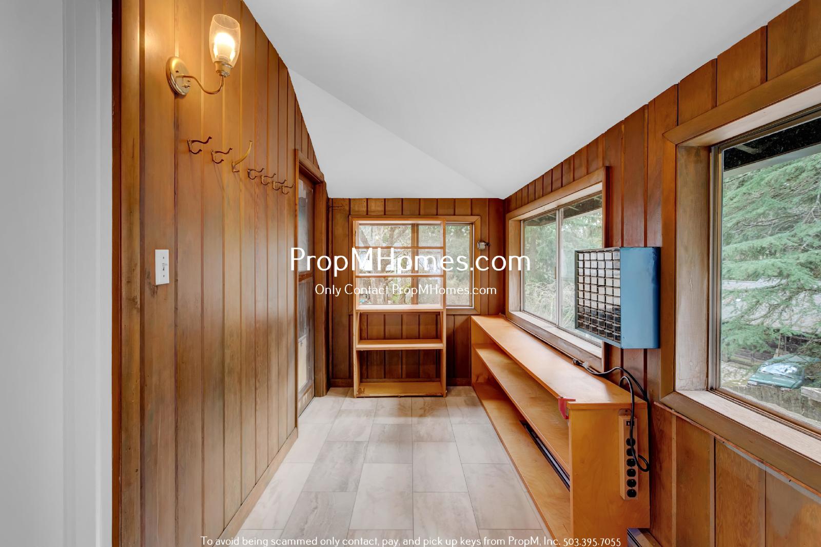 Rare Three Bedroom Gem in SW Portland! property image