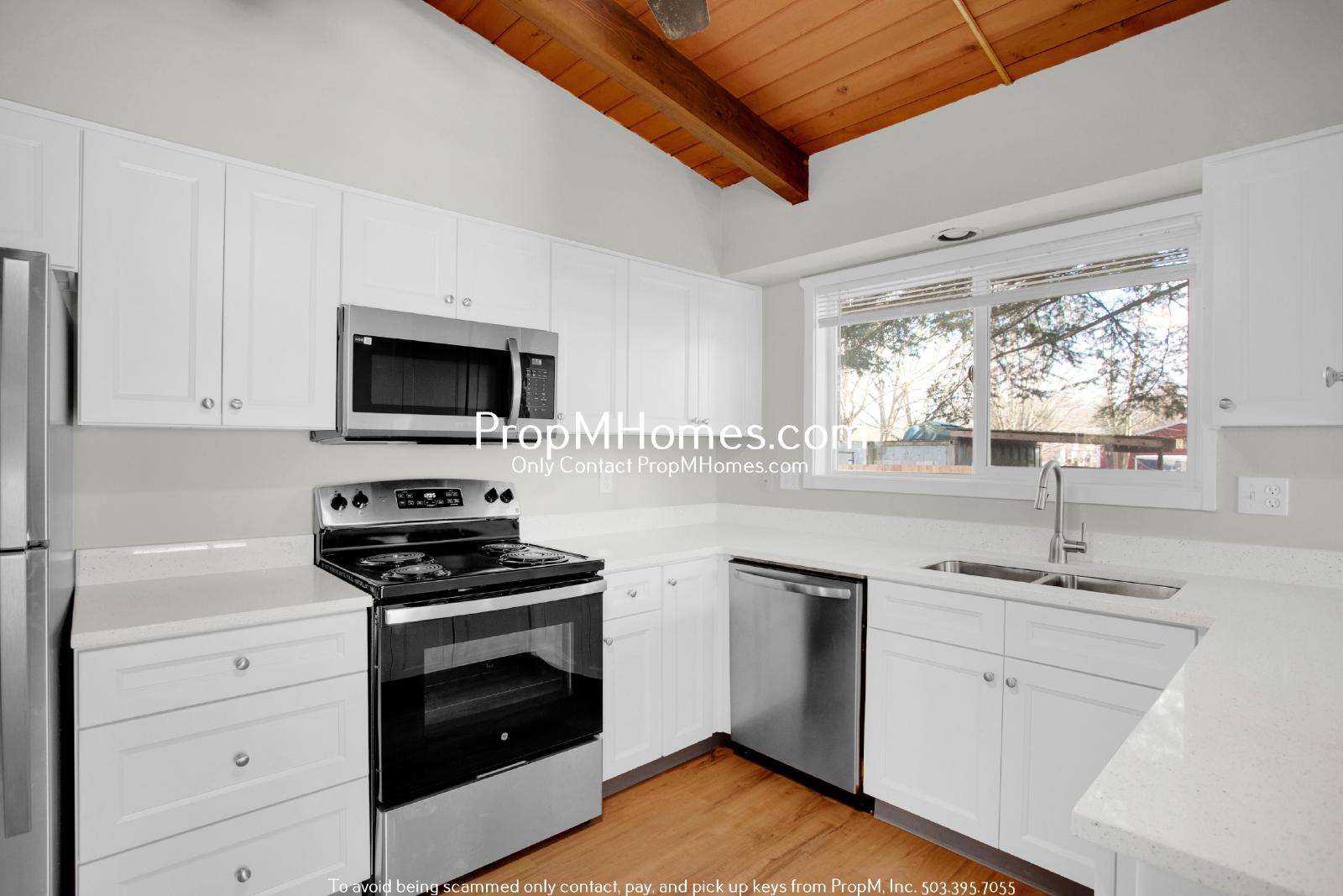 Fully Updated Home in Aloha - Large Yard! property image