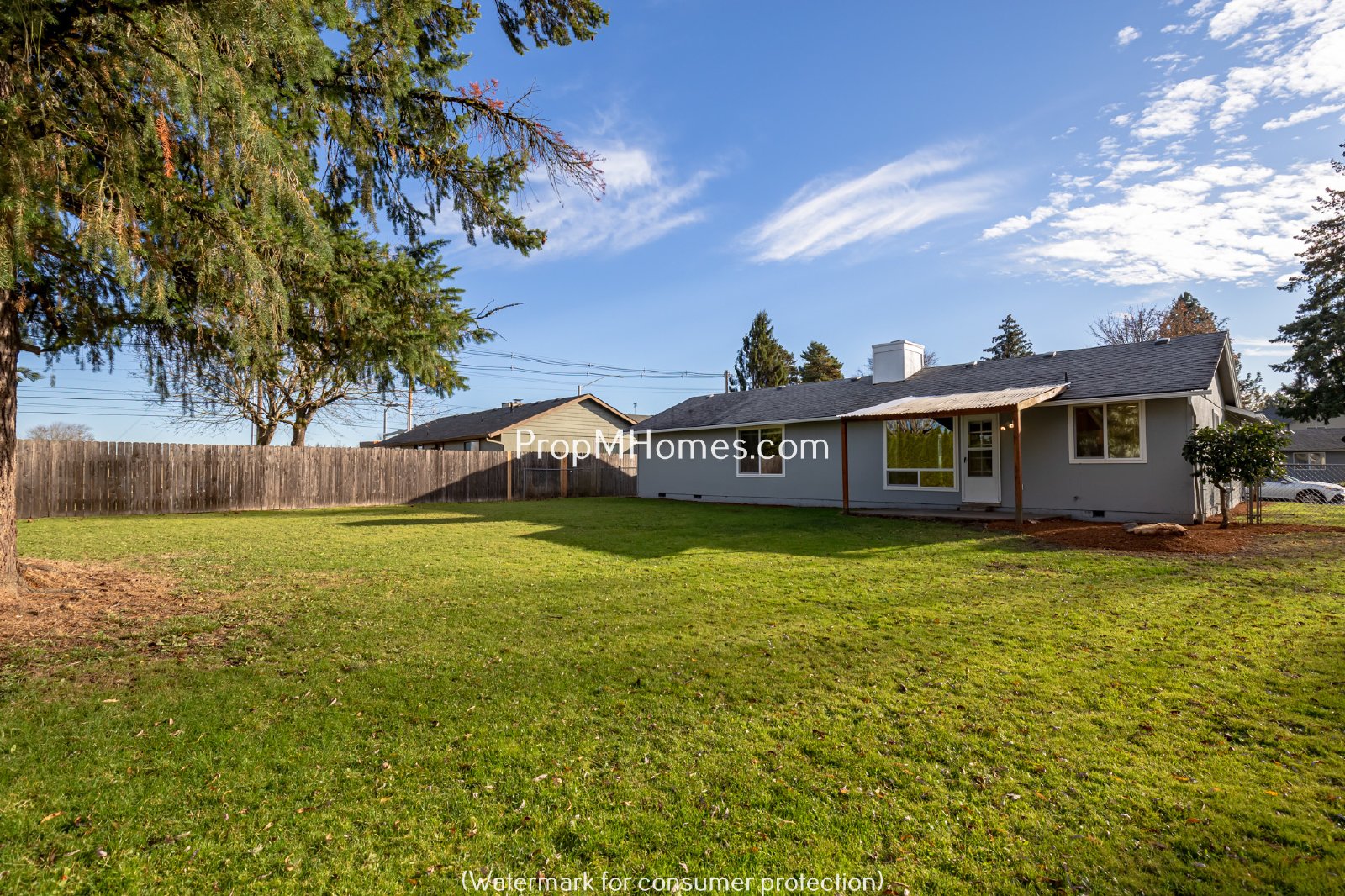 Updated Three Bedroom Ranch In Central Hillsboro w/ Large Fenced Yard! property image