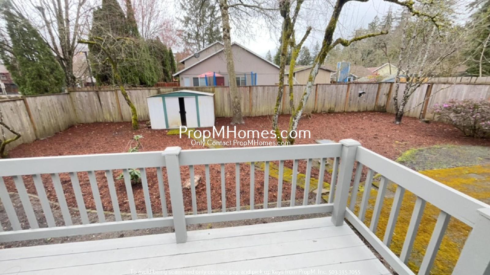 Lake Oswego Two Bedroom Home - New Updated Kitchen! property image