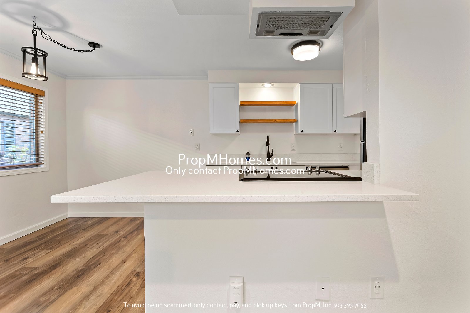 Wonderful Two Bedroom Condo In SE Portland! property image