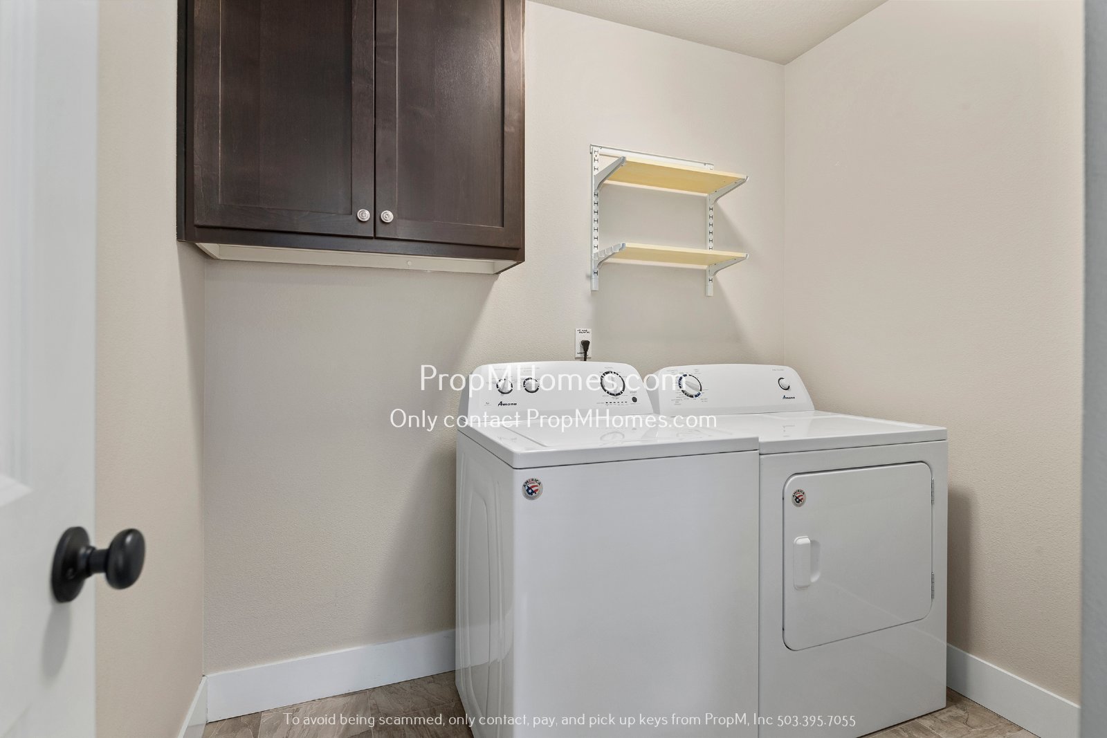 Terrific Milwaukie Three Bedroom Townhome - Close to Providence! property image