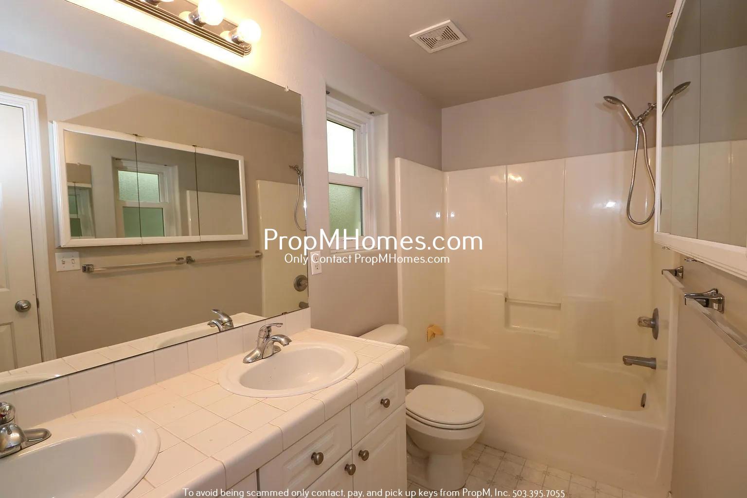Three Bedroom Gem Close to Intel & Nike! property image