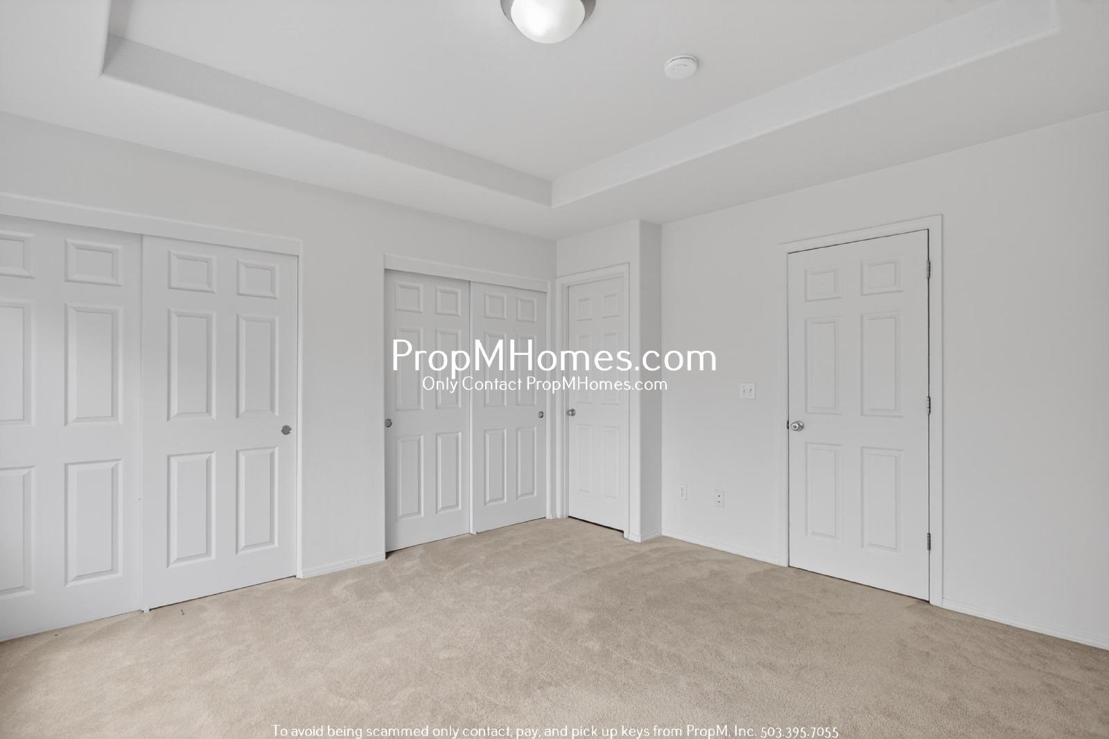 Spacious Three Bedroom Townhome in the Heart of Beaverton! property image