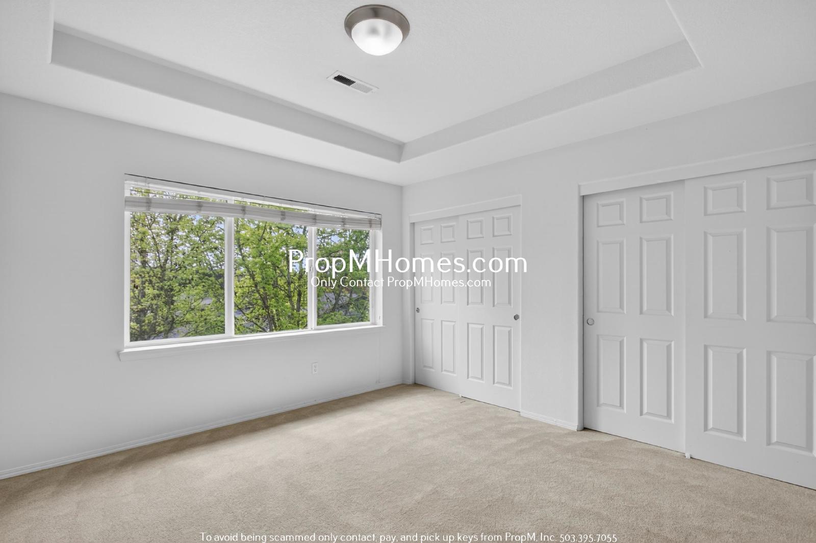Spacious Three Bedroom Townhome in the Heart of Beaverton! property image