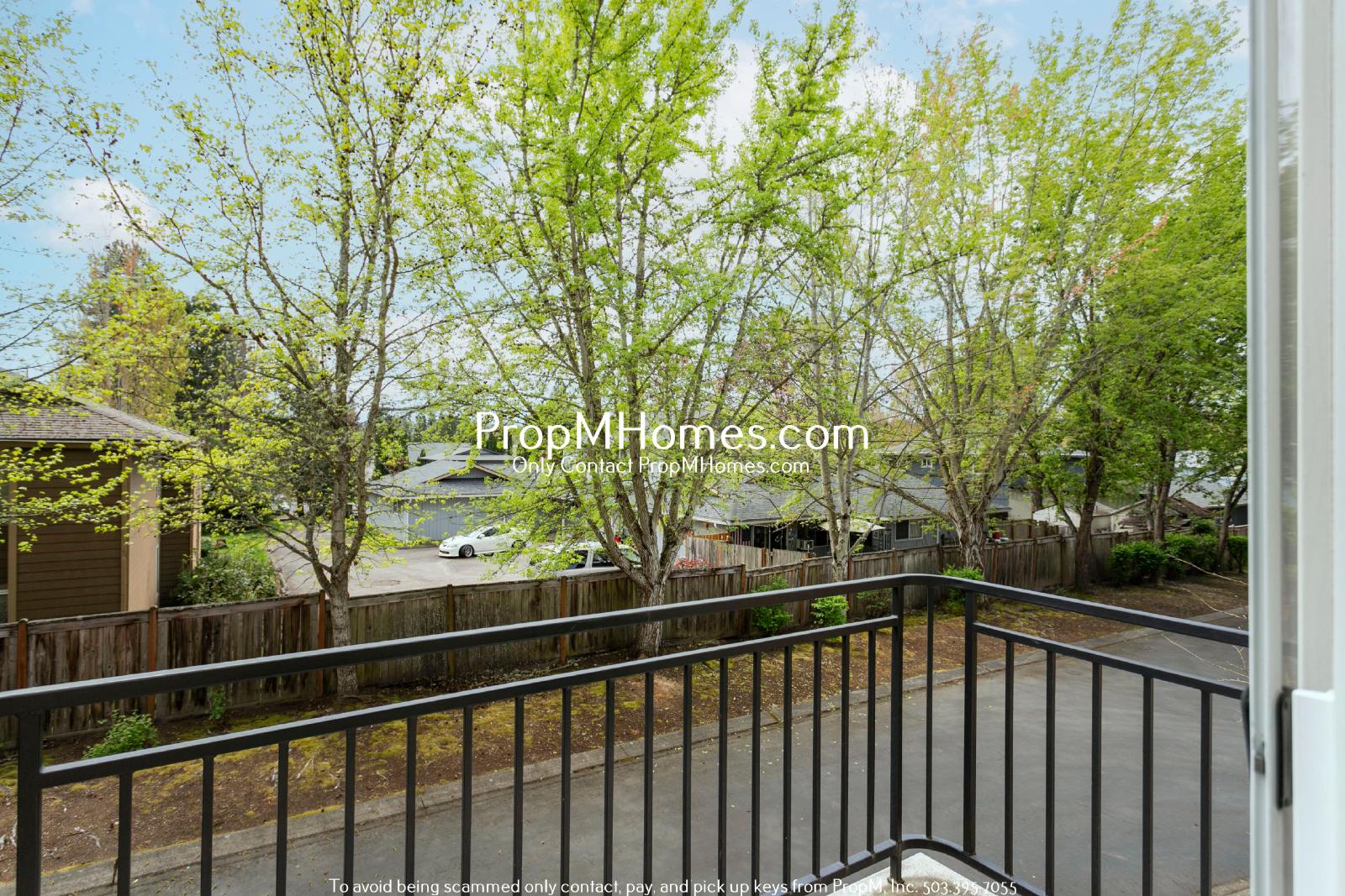 Spacious Three Bedroom Townhome in the Heart of Beaverton! property image