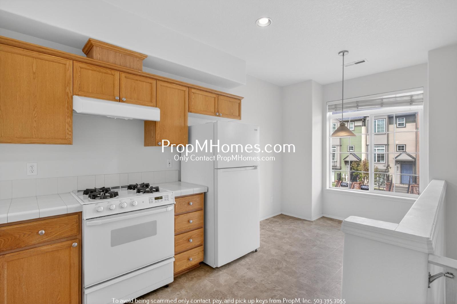 Spacious Three Bedroom Townhome in the Heart of Beaverton! property image