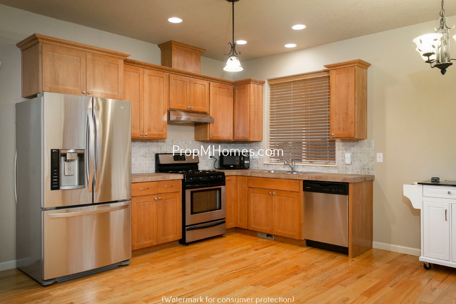 Charming Four Bedroom Home in Beaverton on Quiet Cul-De-Sac! property image